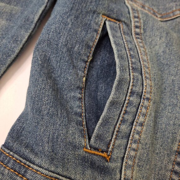 Vintage Just FAB Cropped Distressed Jean Jacket  Sz XL - Picture 4 of 12